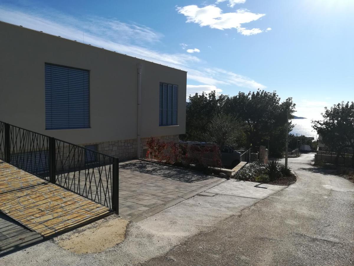 M&D Appartments Komiža المظهر الخارجي الصورة